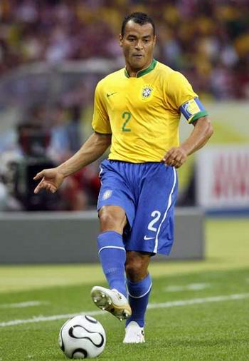 意大利足球最佳后卫排行榜,足球十大最强的右后卫