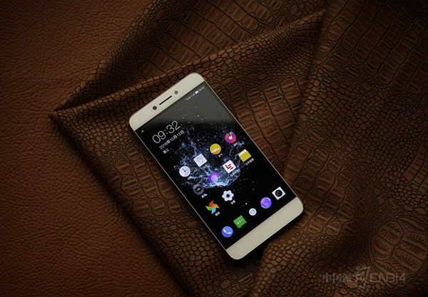 手机流量你们是怎么操作的,手机流量要多少才能满足使用