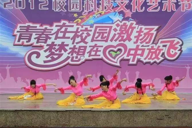 重庆北碚四十八中学里面怎么样,重庆市最美校园