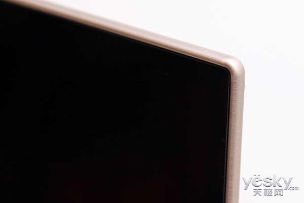 创维最新的超薄oled,创维电视机研发