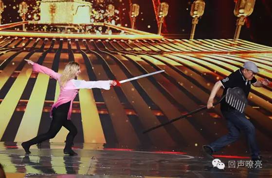 猪八戒和沙和尚联手打不过黄袍怪,猪八戒一个人可以打败三个妖王吗