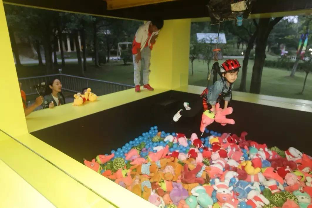 怎样一天玩好全部项目,天空狂欢节