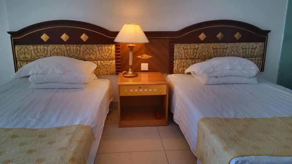 寻找三亚最佳的绝妙酒店，乐山乐水，纵享甜蜜