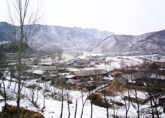 鞍匠黑沟门，美的不成样子