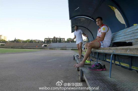 叙利亚球员买打折球鞋,叙利亚球员买49元鞋