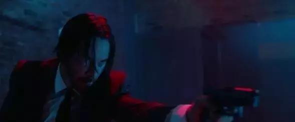 战术美学|《疾速追杀》的“枪械世界”