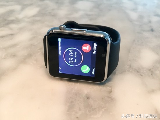 美国人看深圳华强北,华强北黑色无人机