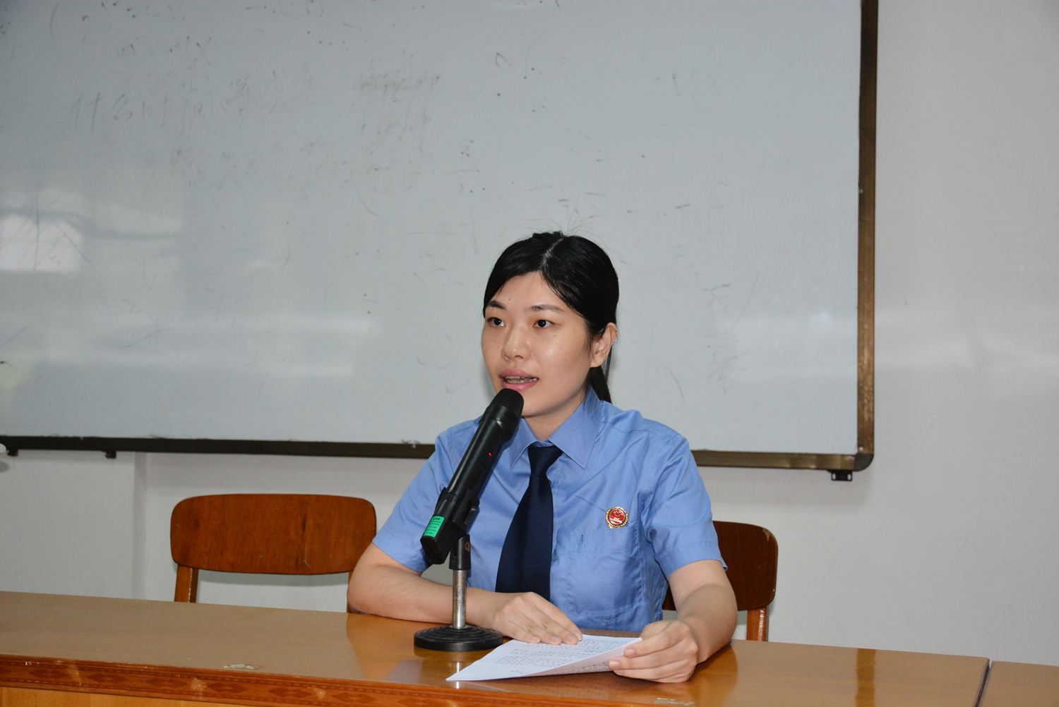 枫检快讯|检团携手走进云光中学，未检姐姐送上法治大餐