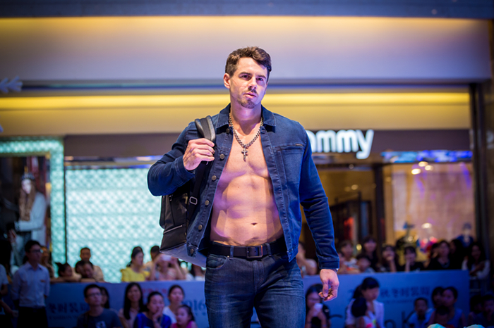 千年不遇风雪,百年不遇的高温