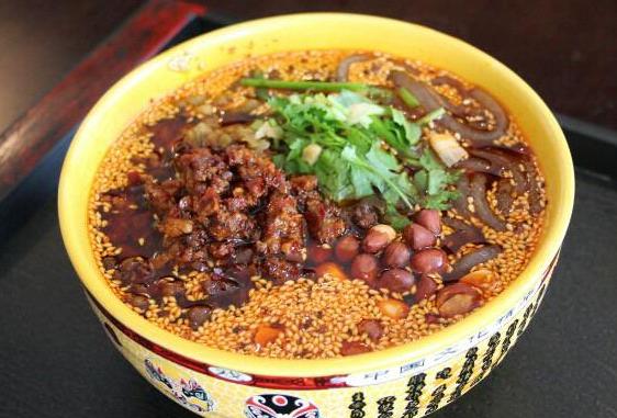 重庆酸辣粉制作过程,重庆酸辣粉的正宗做法及培训
