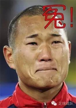 足球十大晃断腿动作,足球膝盖受伤恢复动作