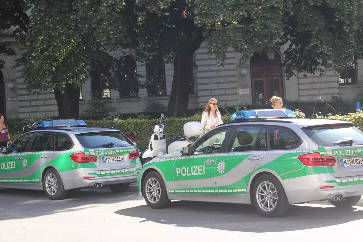 蓝瘦香菇在这里视频,蓝瘦香菇在法国