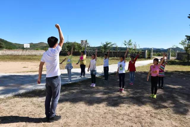 辽宁站多彩课堂|“八仙”支教，各显神通