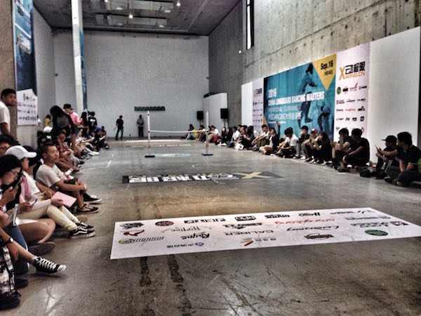 稳定性比较好的滑板,炫酷实用性高的滑板