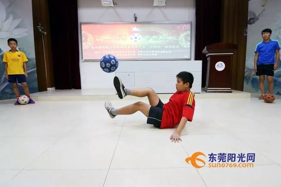 松山湖这家小学凭这项运动走出国门，52年来中国第一次！