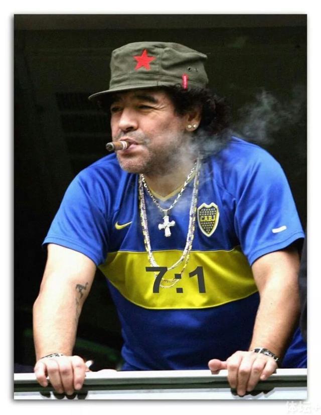 一代球王马拉多纳经典语录,马拉多纳经典梅西时刻