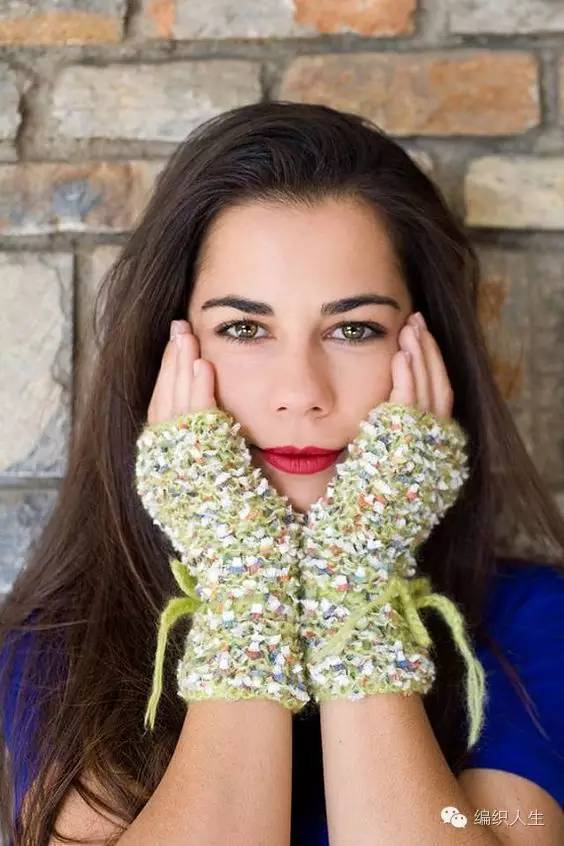 毛线织手套一般起多少针,用毛线编织的半指手套教程