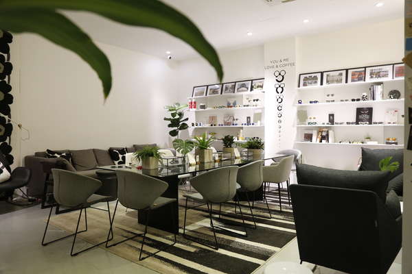 豆瓣出品：周末去哪儿·深圳|您的好友“光影追随者”莫奈已上线