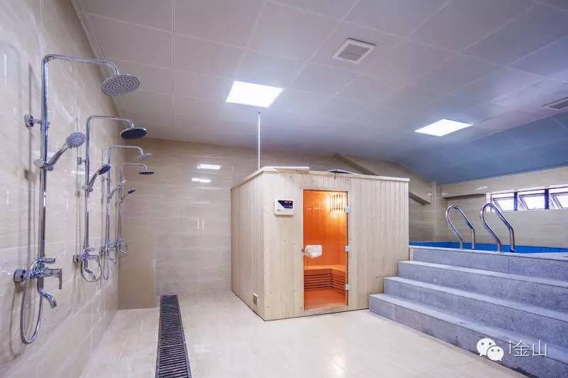 上海申鑫金山体育场,申鑫金山体育