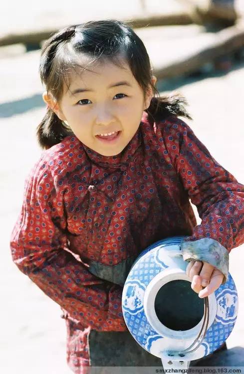 张子枫颜值合集,张子枫性格不急不躁