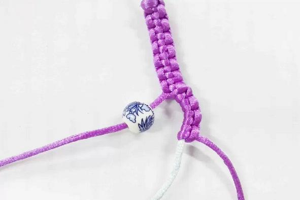 双向平结手链教程,平结手链怎么收尾