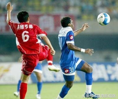 中超外援眼珠子被踢爆,中超外援眼球被踢爆