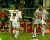 盘点足坛15个超远吊射,卡洛斯的诡异任意球