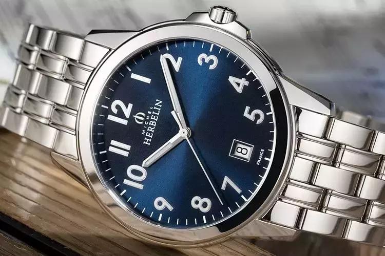 潜水表钢带还是橡胶表带,3000-5000元手表推荐瑞士腕表