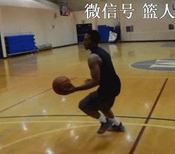 投篮虚晃右脚蹬地,投篮虚晃可以抬一只脚吗