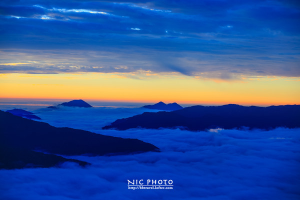 达瓦更扎与牛背山,达瓦更扎和牛背山有啥区别