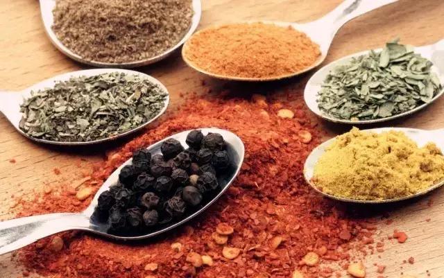 泰国芭提雅手信旅游纪念品,泰国旅游特色产品有哪些