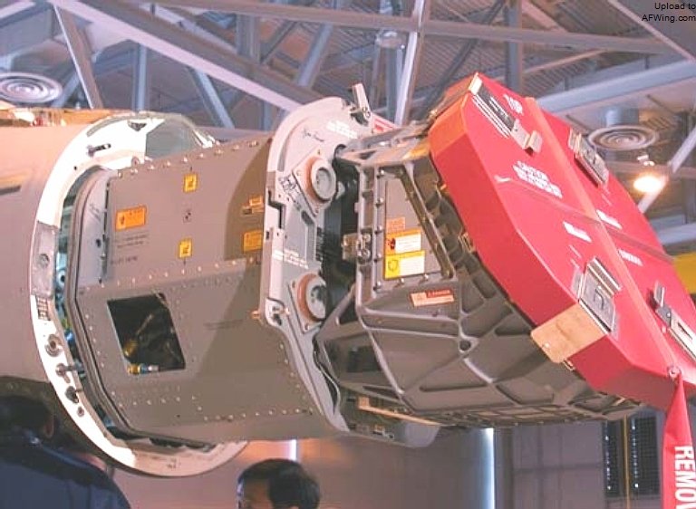 对抗2030年之后的潜在威胁?详解波音“沉默大黄蜂”