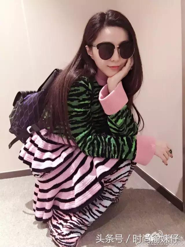 高圆圆杨幂冬季街拍look,杨幂同款回力鞋近期