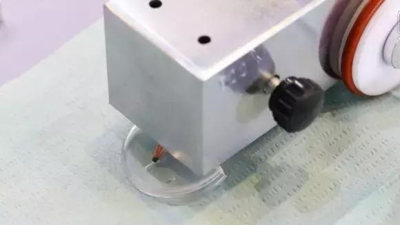 汽车镀晶有哪些内幕,正规的汽车镀晶的过程和后续