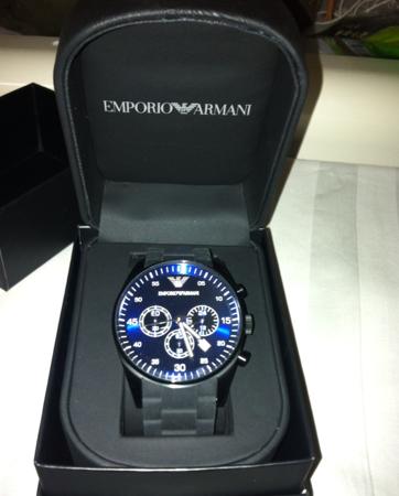 乔治阿玛尼手表真假辨别,阿玛尼1970手表真假