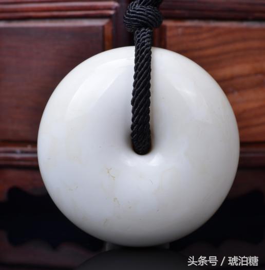 蜜蜡的颜色等级划分图片,蜜蜡哪种颜色最有收藏价值