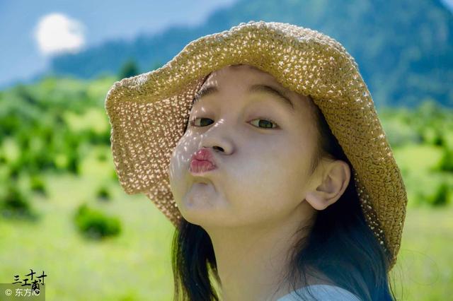 小说：农村小老太太给老外做翻译官，出色完成了任务，一天赚一百