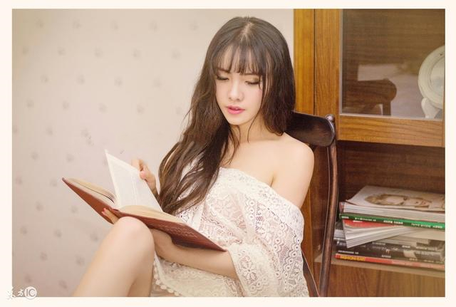 小说：参加展会时，被老婆闺蜜当面羞辱？赘婿怒了：再说一次试试