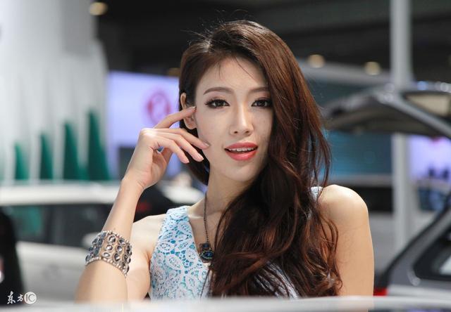 小说里英雄救美,小说里英雄救美的章节