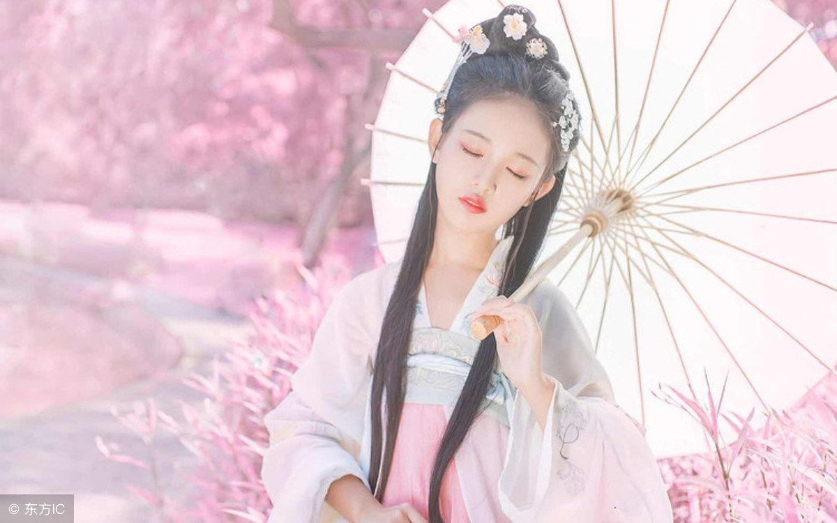 小说：原来那晚不仅有人刺杀，还有人在她吃的东西里下了慢性毒