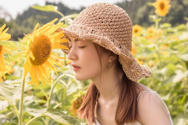 穷小伙上班路上救了一个姑娘,穷小伙上班途中救了个美女