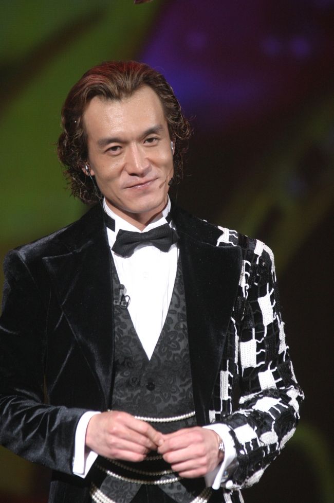 论“大长脸”男星只服这8位，各有特色，有人被调侃像“鞋拔子”