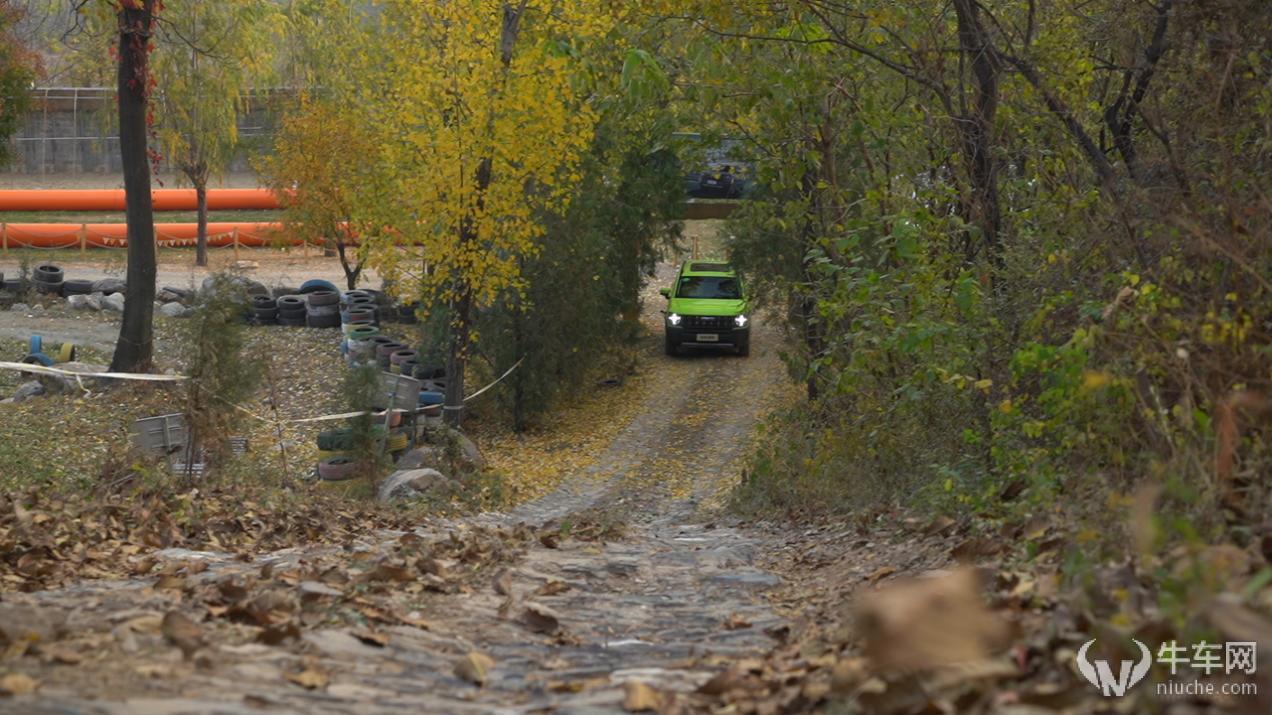 音响炫酷效果,哈弗酷狗试驾视频