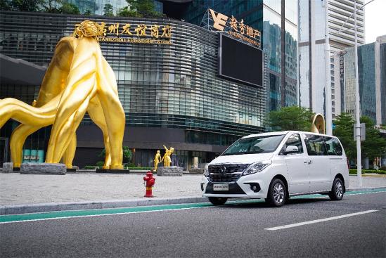 菱智简评动力尚可空间大价格适中,菱智双t车型