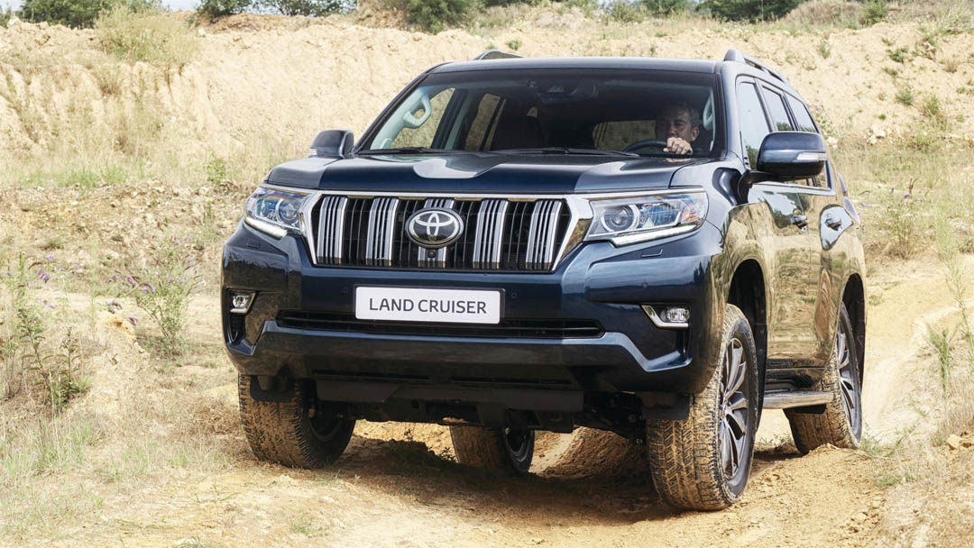 丰田最新款凯美瑞,最新丰田汽车凯美瑞