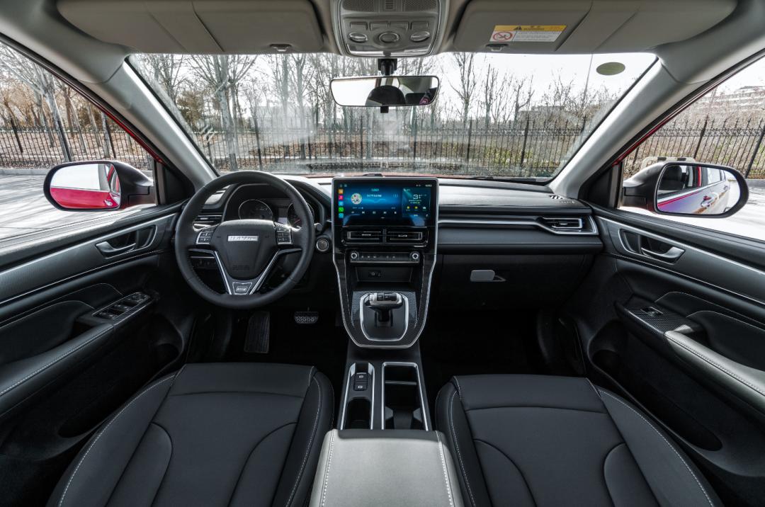 10万元级家用suv这三款车谁更适合,15万想买大空间家用suv这几款真香