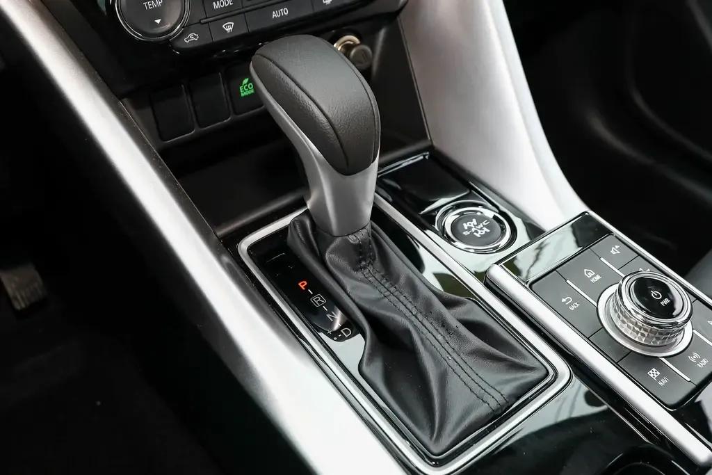 搭载1.5t发动机车型,三菱奕歌2019款1.5tcvt两驱信念版