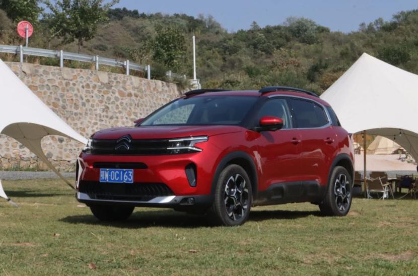 试驾雪铁龙天逸beyond,试驾天逸Beyond黑色