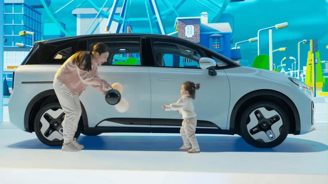 极狐考拉实车 (2023上海车展探馆极狐汽车考拉)