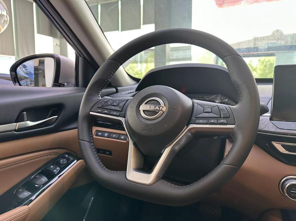 日产天籁23款2.0T体验,去4s店试驾天籁2.0l和雅阁动力